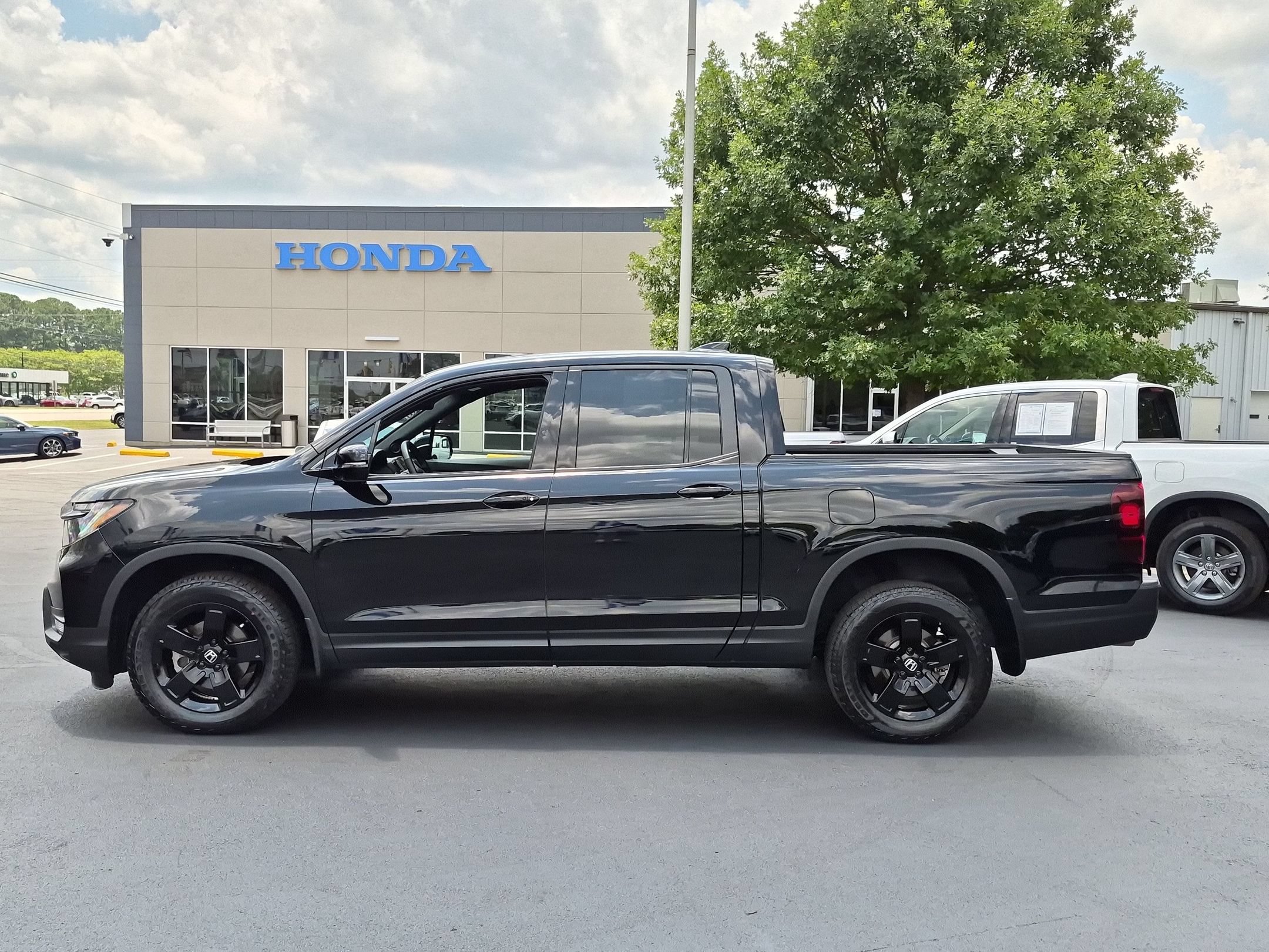 Honda Ridgeline Black Edition