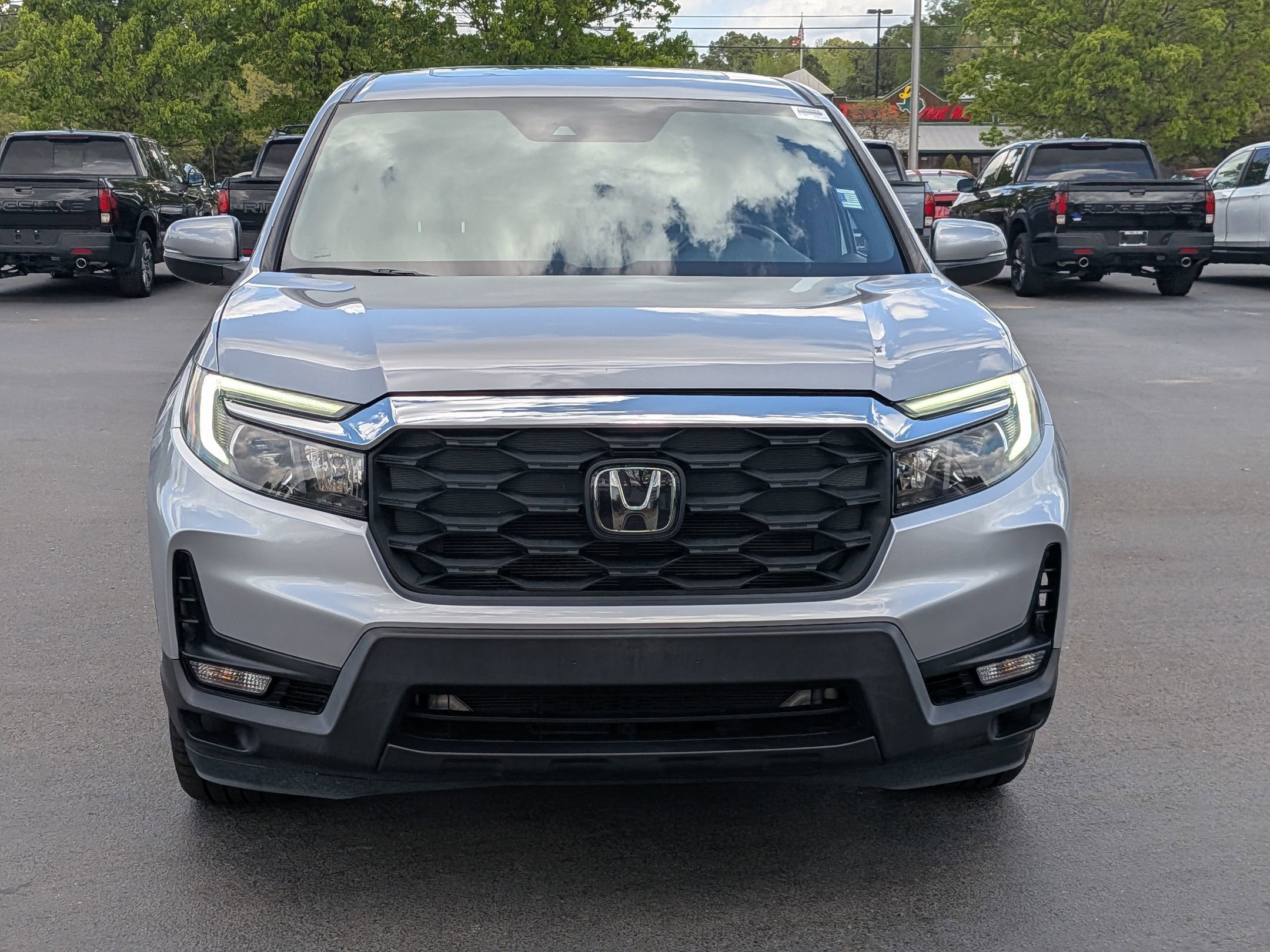 2023 Honda Passport EX-L photo 2