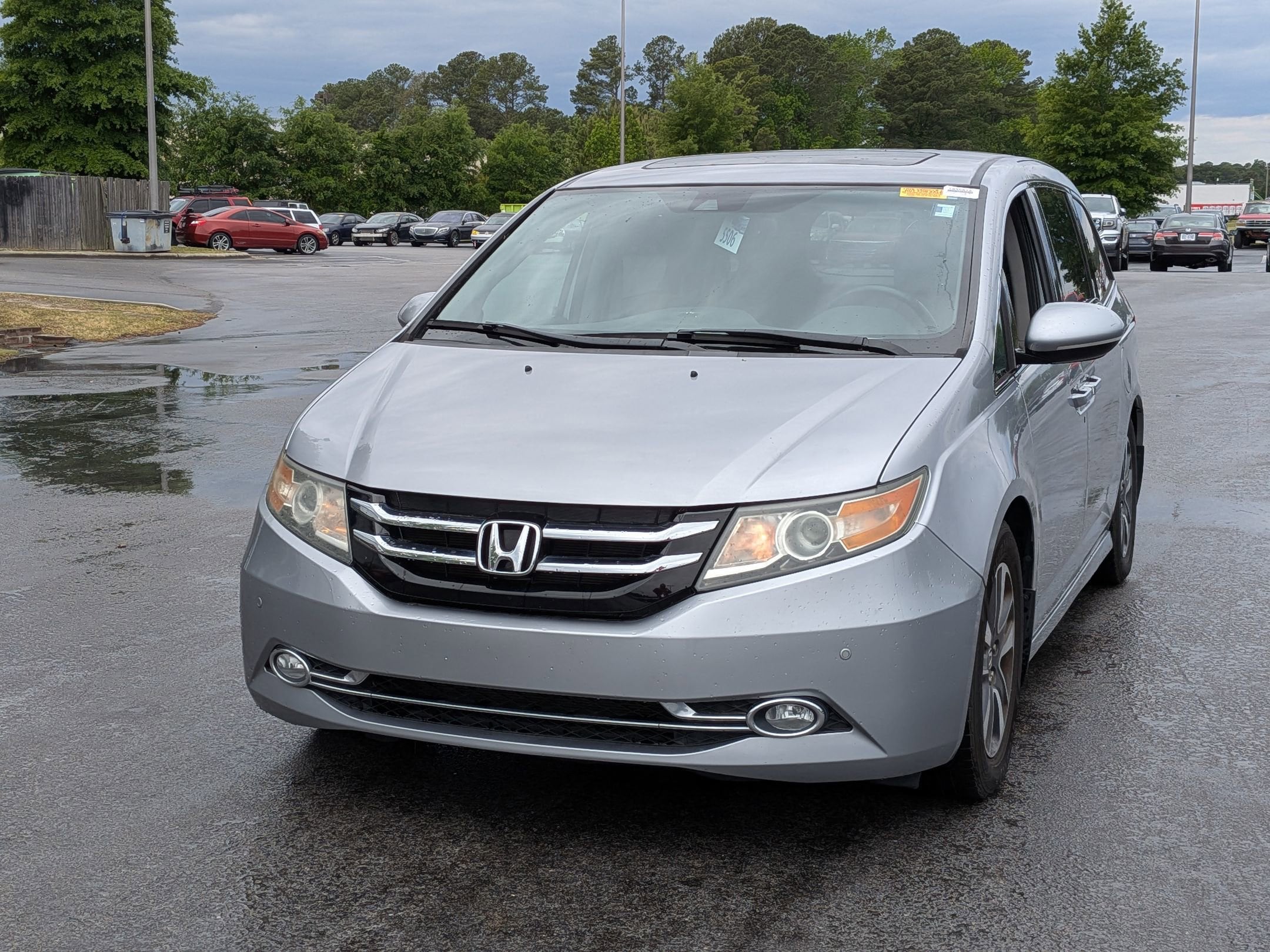 2016 Honda Odyssey Touring Elite photo 5