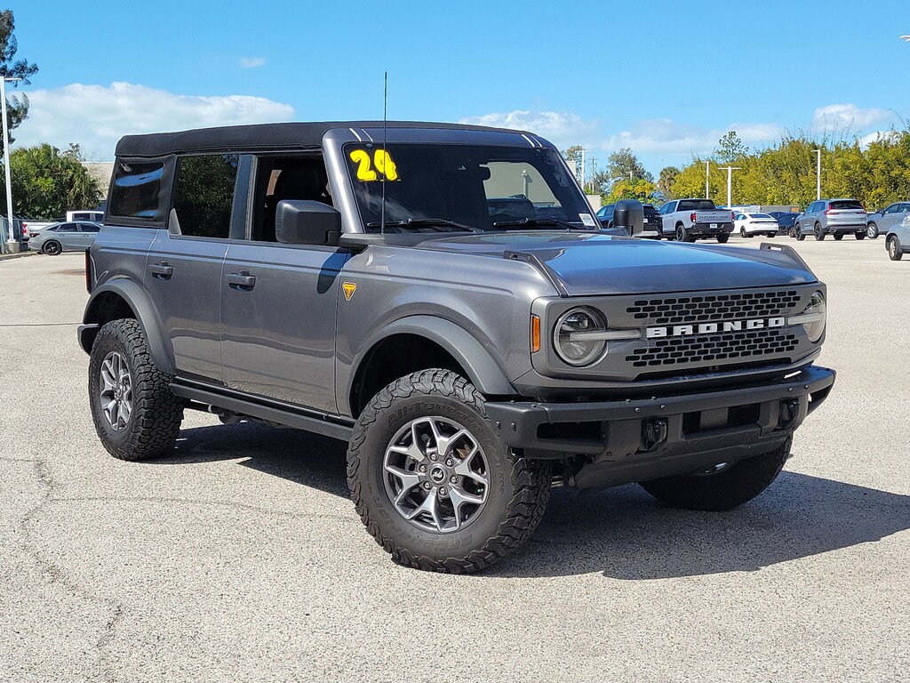Used 2024 Ford Bronco Badlands SUV