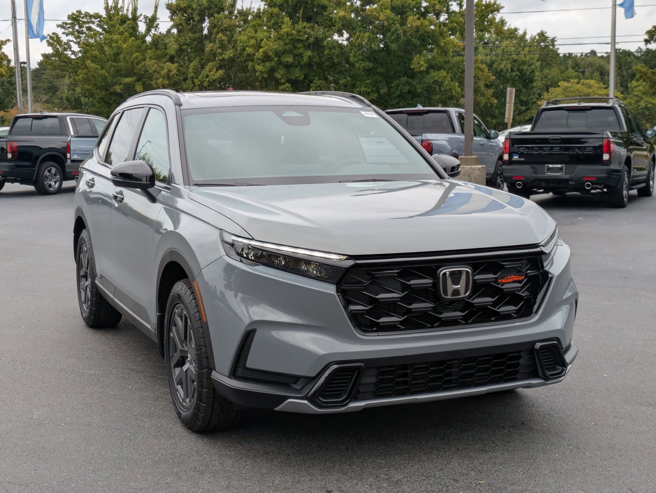 2026 Honda CR-V photo 2