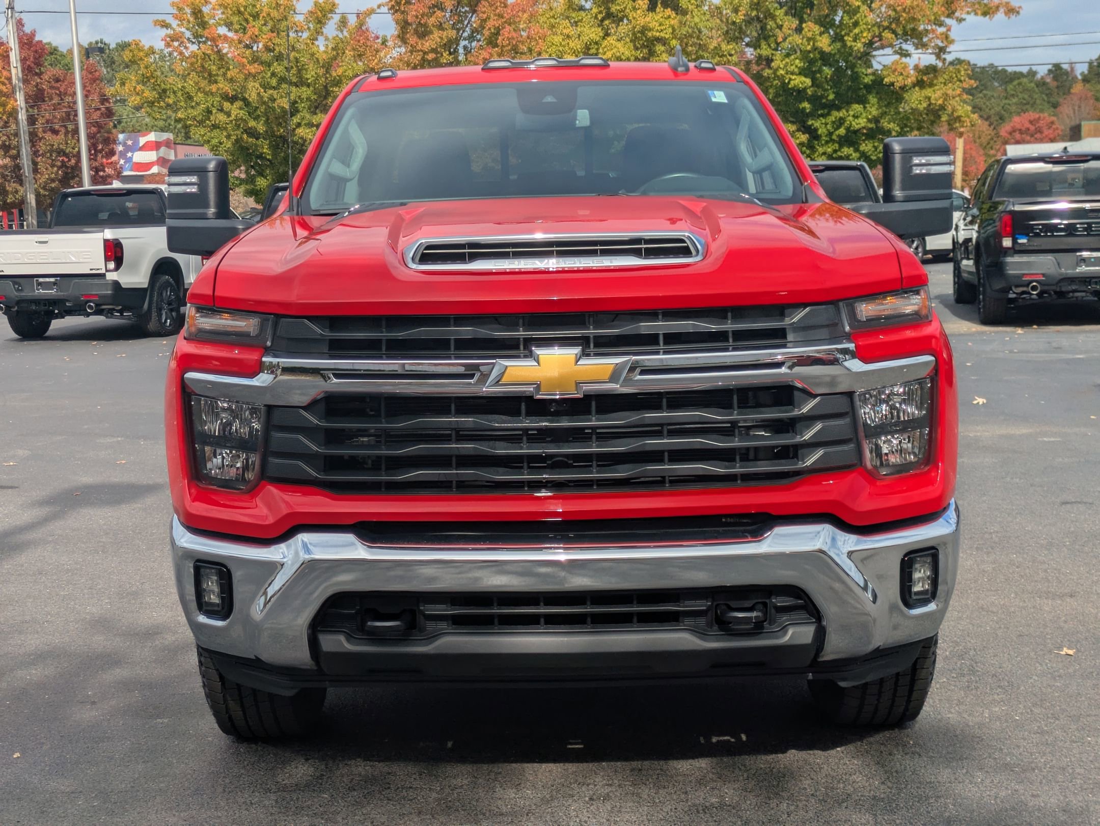 2024 Chevrolet Silverado 2500HD LT photo 3