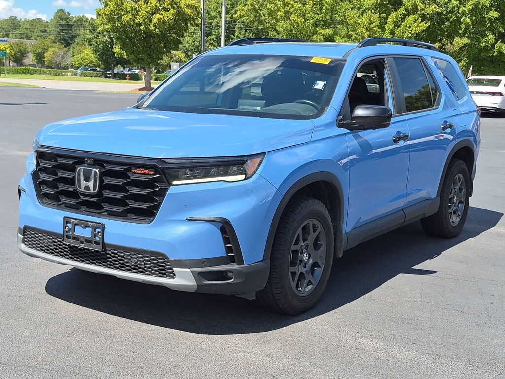 Certified 2025 Honda Pilot TrailSport SUV