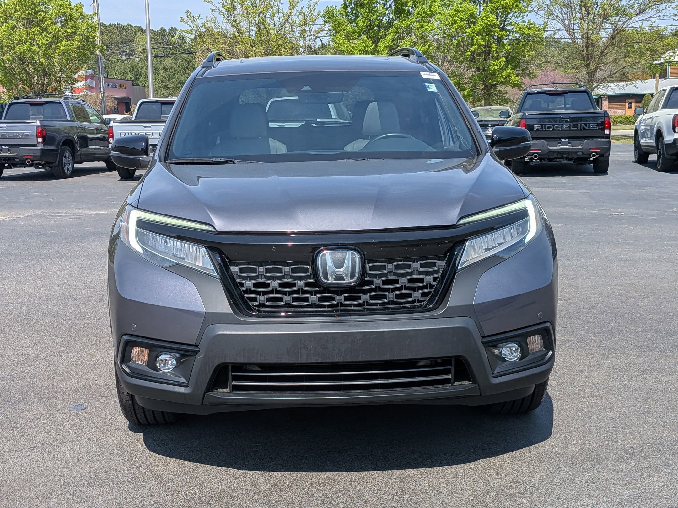 2021 Honda Passport Touring AWD photo 2