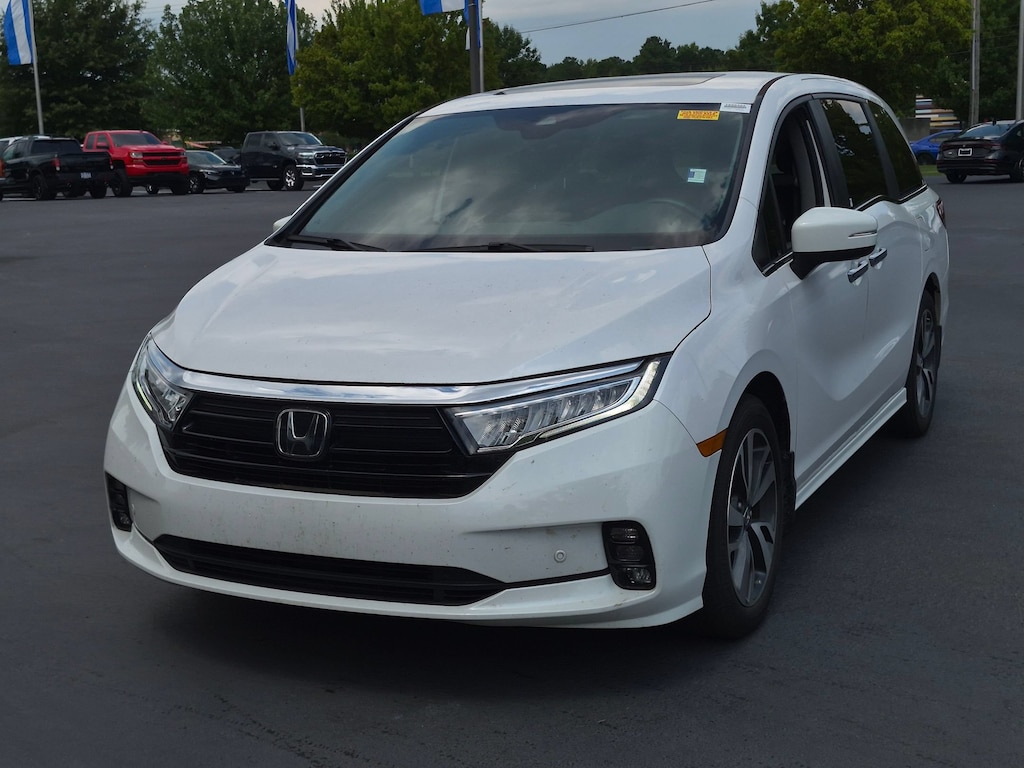 Certified 2024 Honda Odyssey Touring Van