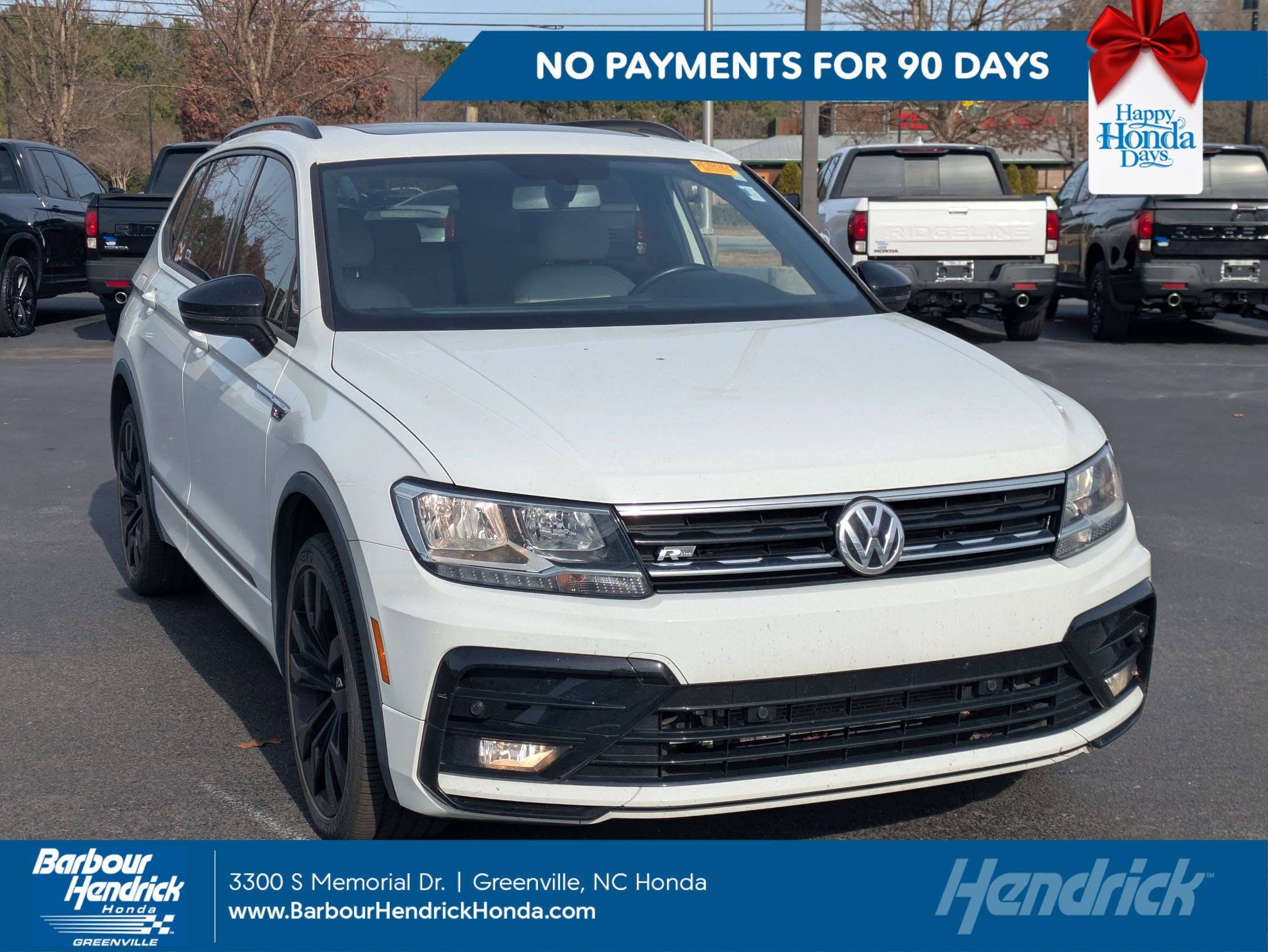 2021 Volkswagen Tiguan SE R-LINE BLACK's photo