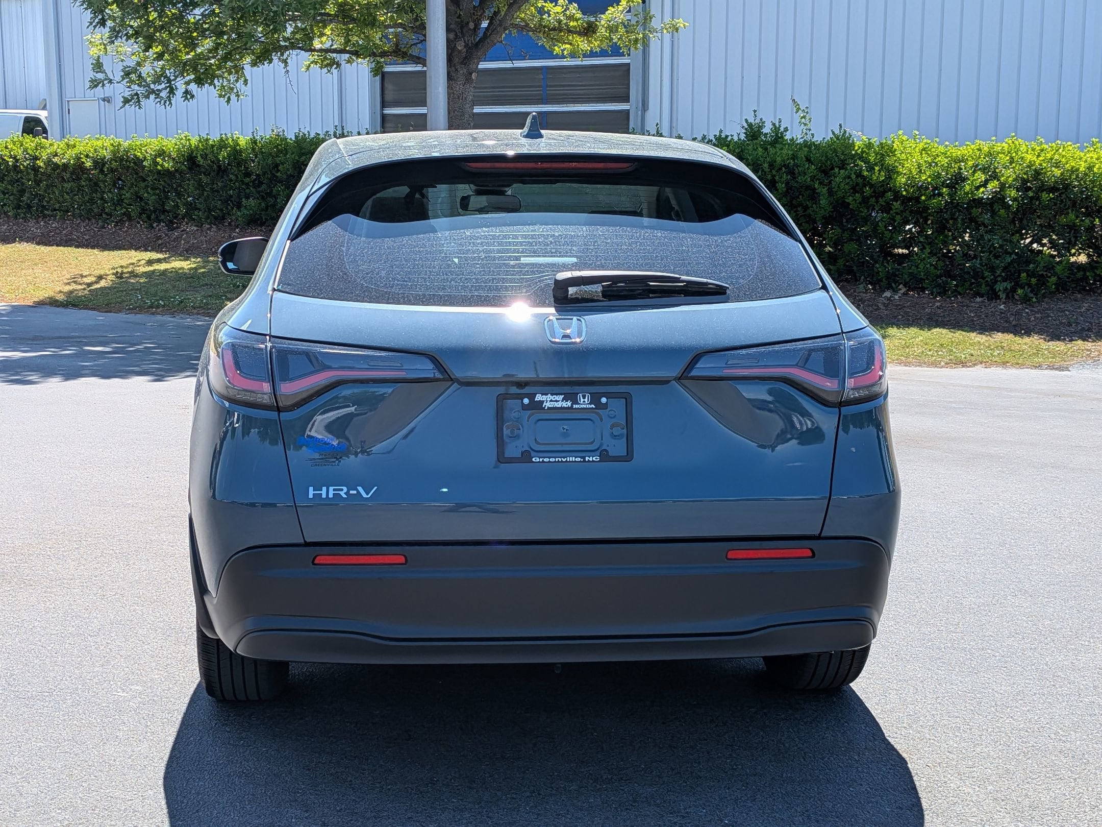 2025 Honda HR-V LX photo 3