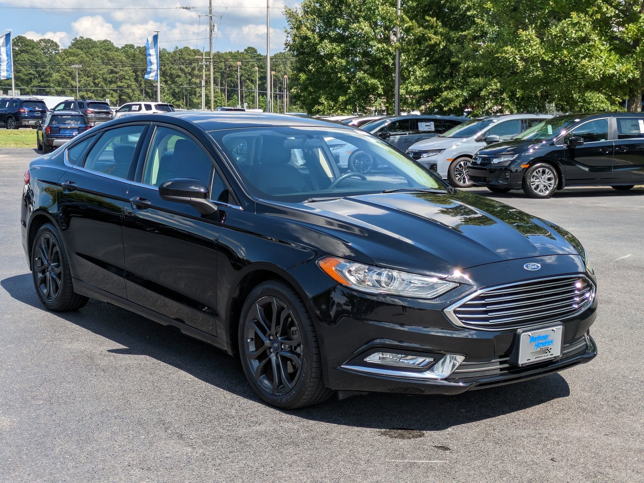 Used 2018 Ford Fusion SE with VIN 3FA6P0HD0JR228827 for sale in Greenville, NC