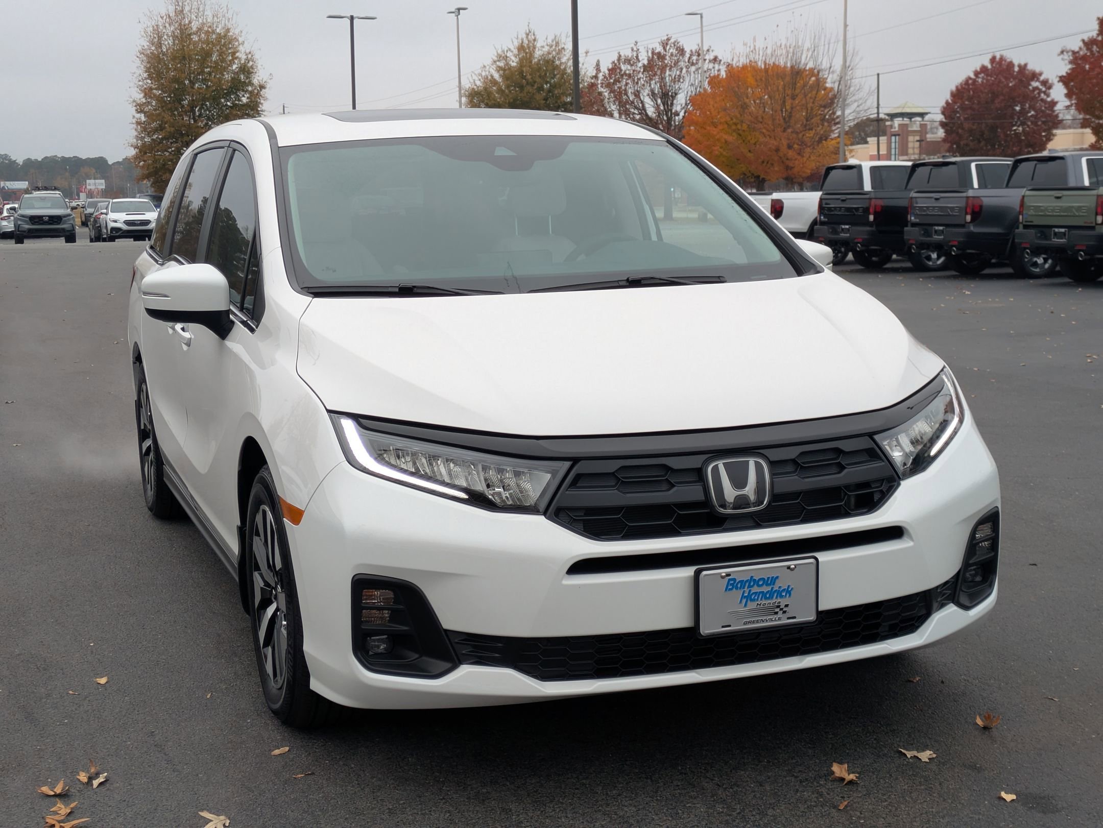 2026 Honda Odyssey EX-L photo 2