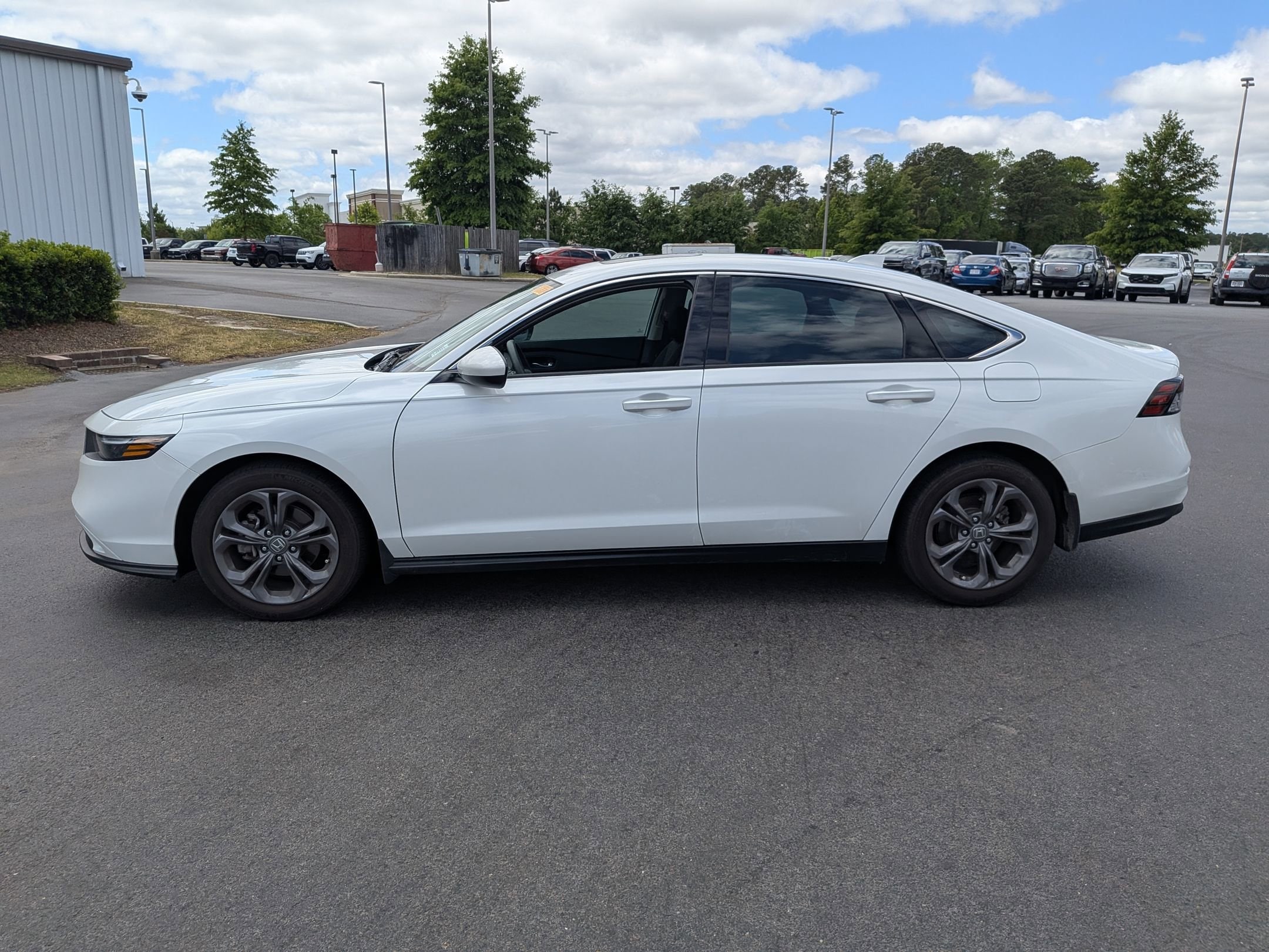 2023 Honda Accord EX photo 6