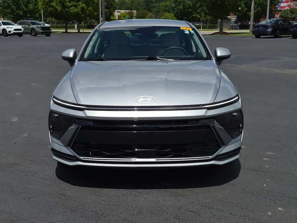 Used 2025 Hyundai Sonata SEL Sedan