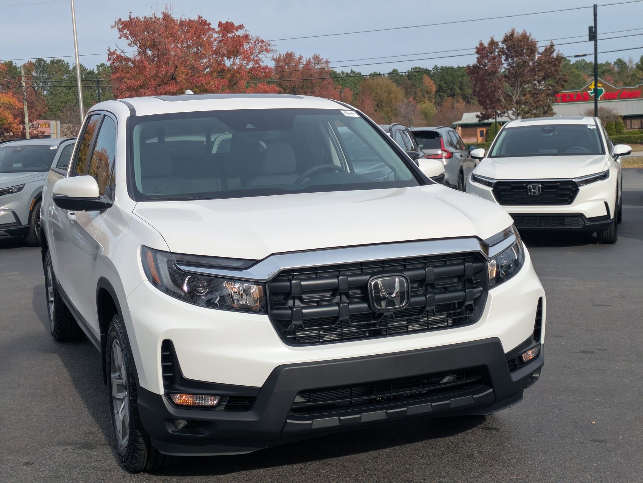 2026 Honda Ridgeline RTL photo 2