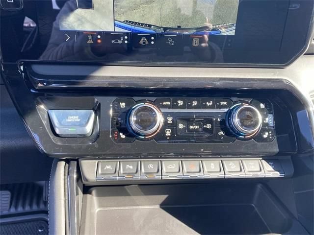 2026 GMC Sierra 1500 AT4X - Photo 21