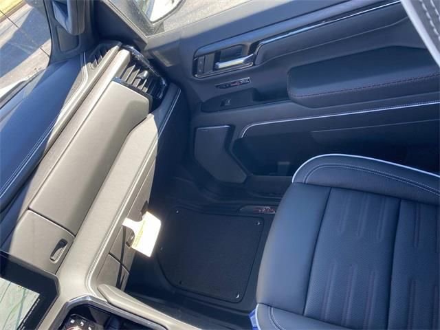2026 GMC Sierra 1500 AT4X - Photo 30