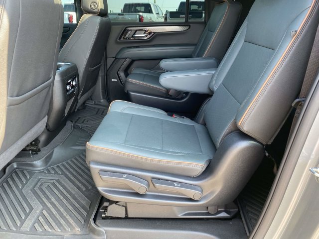 2026 GMC Yukon XL AT4 - Photo 11