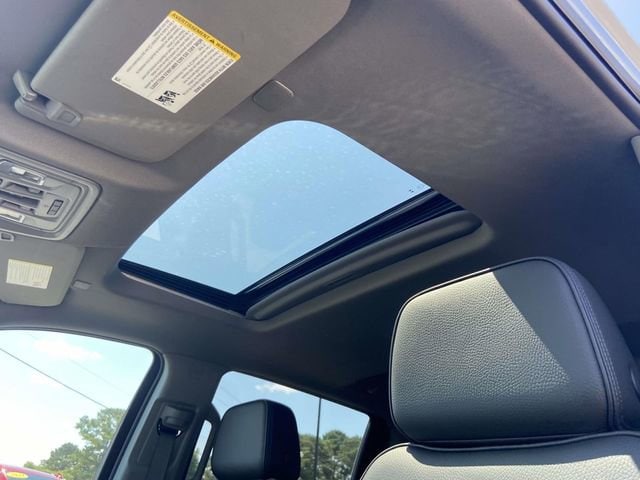 2026 GMC Sierra 3500HD Denali - Photo 15