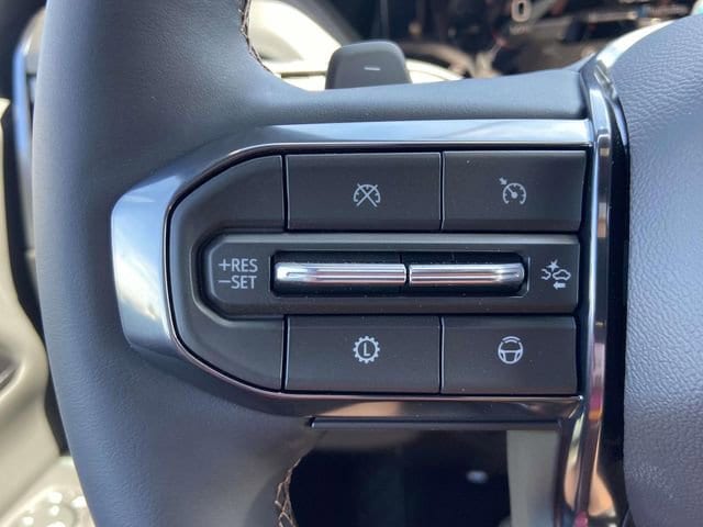 2026 GMC Yukon AT4 - Photo 16