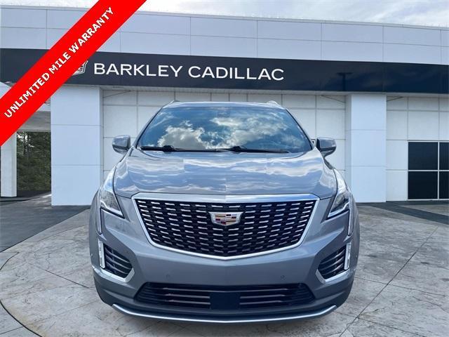 2022 Cadillac XT5 Premium Luxury photo 2