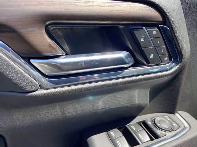 2026 GMC Sierra 1500 SLT - Photo 13
