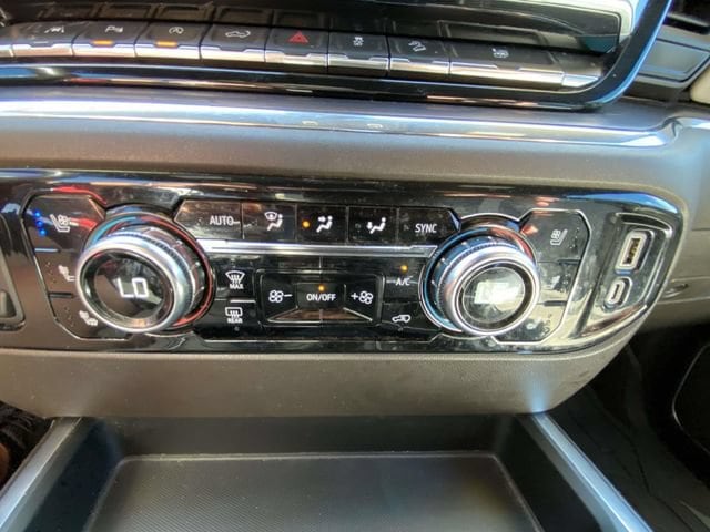 2023 GMC Sierra 1500 SLT - Photo 25