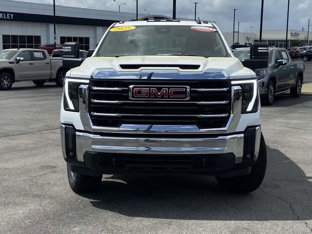 2025 GMC Sierra 3500HD SLE - Photo 8