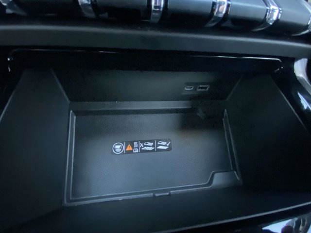2026 GMC Yukon XL AT4 - Photo 26