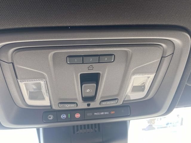 2026 GMC Sierra 1500 SLT - Photo 20