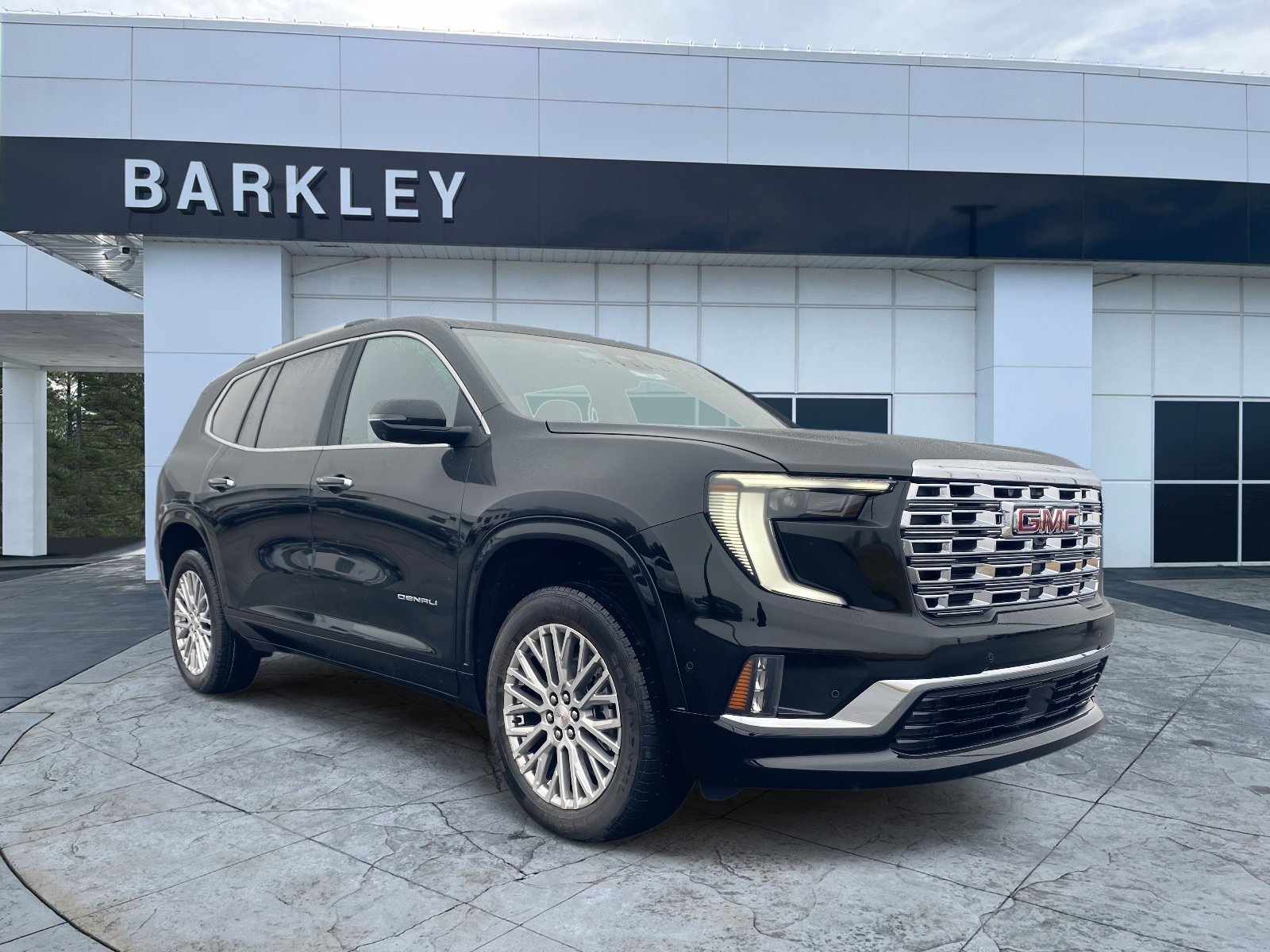 2026 GMC Acadia Denali's photo
