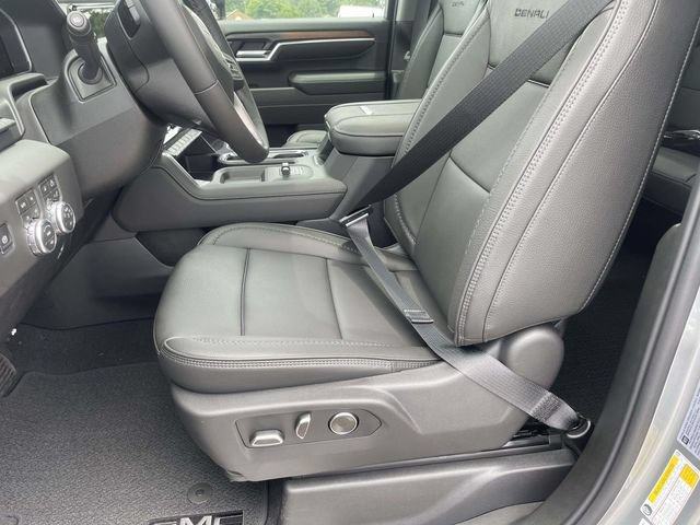 2026 GMC Sierra 2500HD Denali - Photo 11
