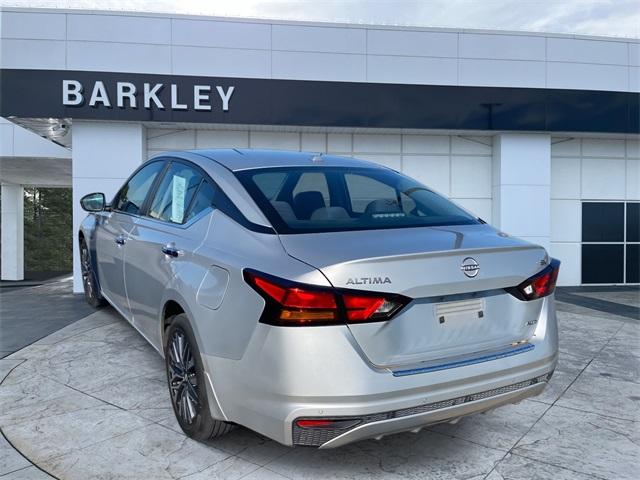 2023 Nissan Altima 2.5 SV photo 4