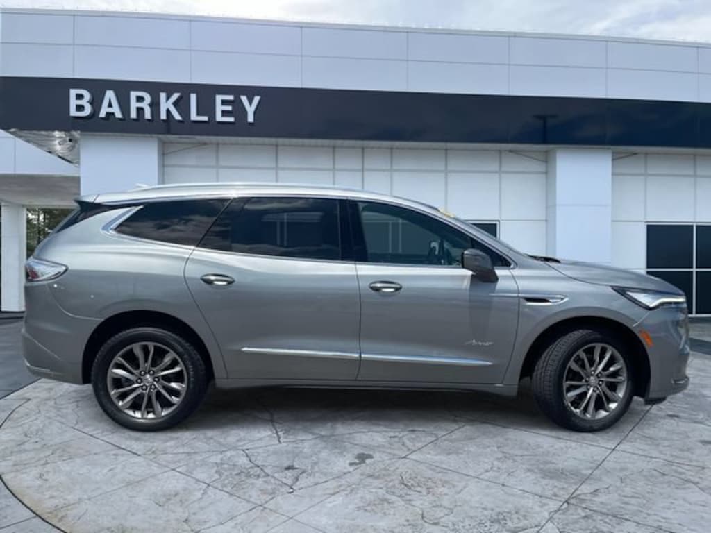 Used 2024 Buick Enclave Avenir SUV