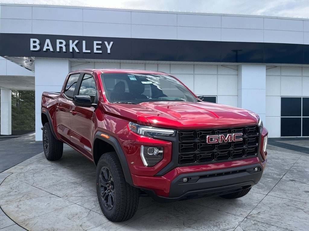 2025 GMC Canyon Elevation's photo