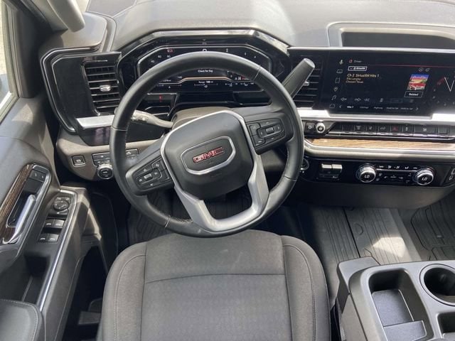 2025 GMC Sierra 3500HD SLE - Photo 12