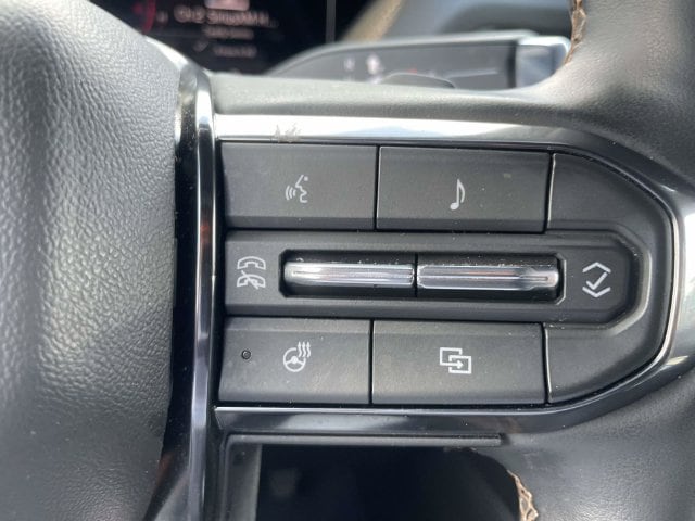 2026 GMC Yukon AT4 - Photo 19