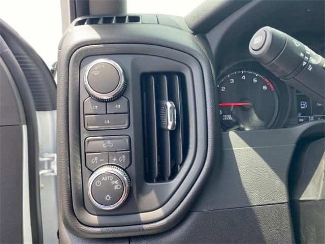 2025 GMC Sierra 2500HD Pro - Photo 15