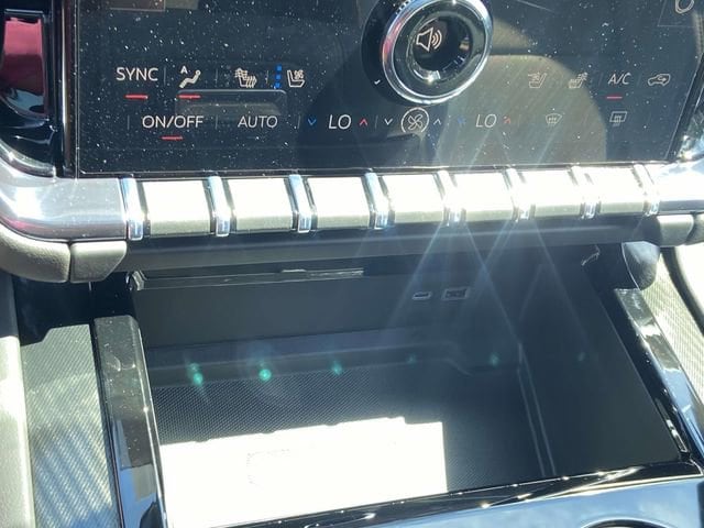2026 GMC Yukon AT4 - Photo 21