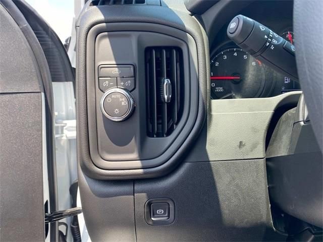 2025 GMC Sierra 2500HD Pro - Photo 14