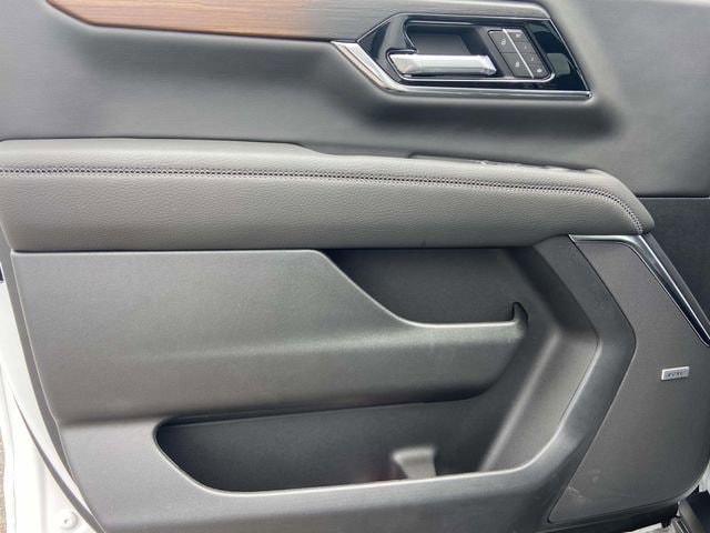 2026 GMC Yukon Denali - Photo 11