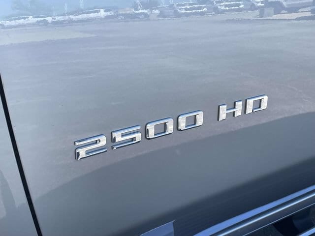 2024 Chevrolet Silverado 2500HD LTZ - Photo 7