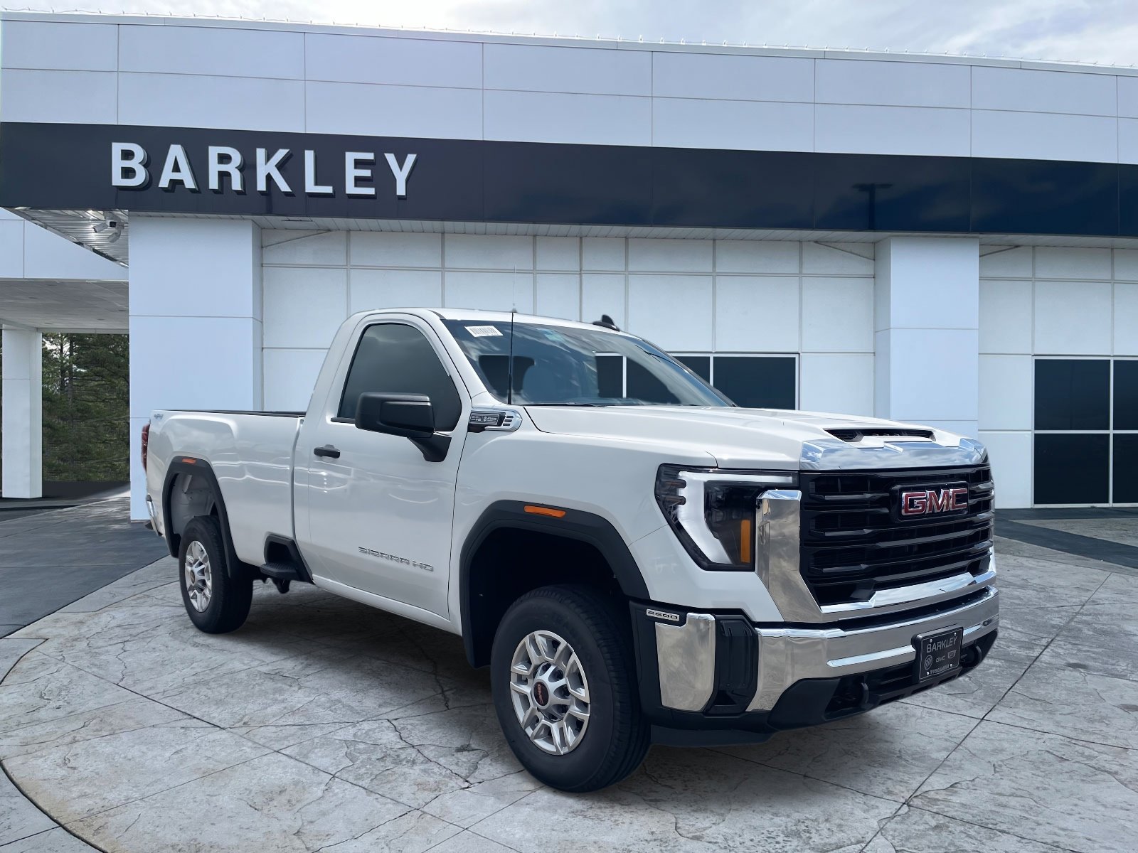 2025 GMC Sierra 2500HD Pro's photo