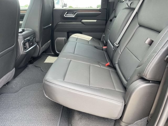 2026 GMC Sierra 2500HD Denali - Photo 9