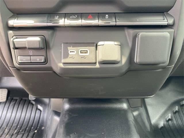 2025 GMC Sierra 2500HD Pro - Photo 23