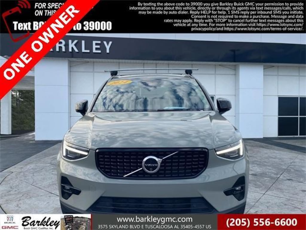 Used 2024 Volvo XC40 Ultimate Dark Theme