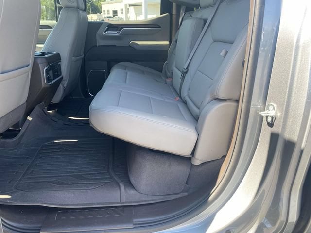 2023 GMC Sierra 1500 SLT - Photo 10