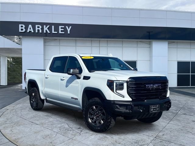 2025 GMC Sierra 4WD Crew Cab Short Box AT4X's photo