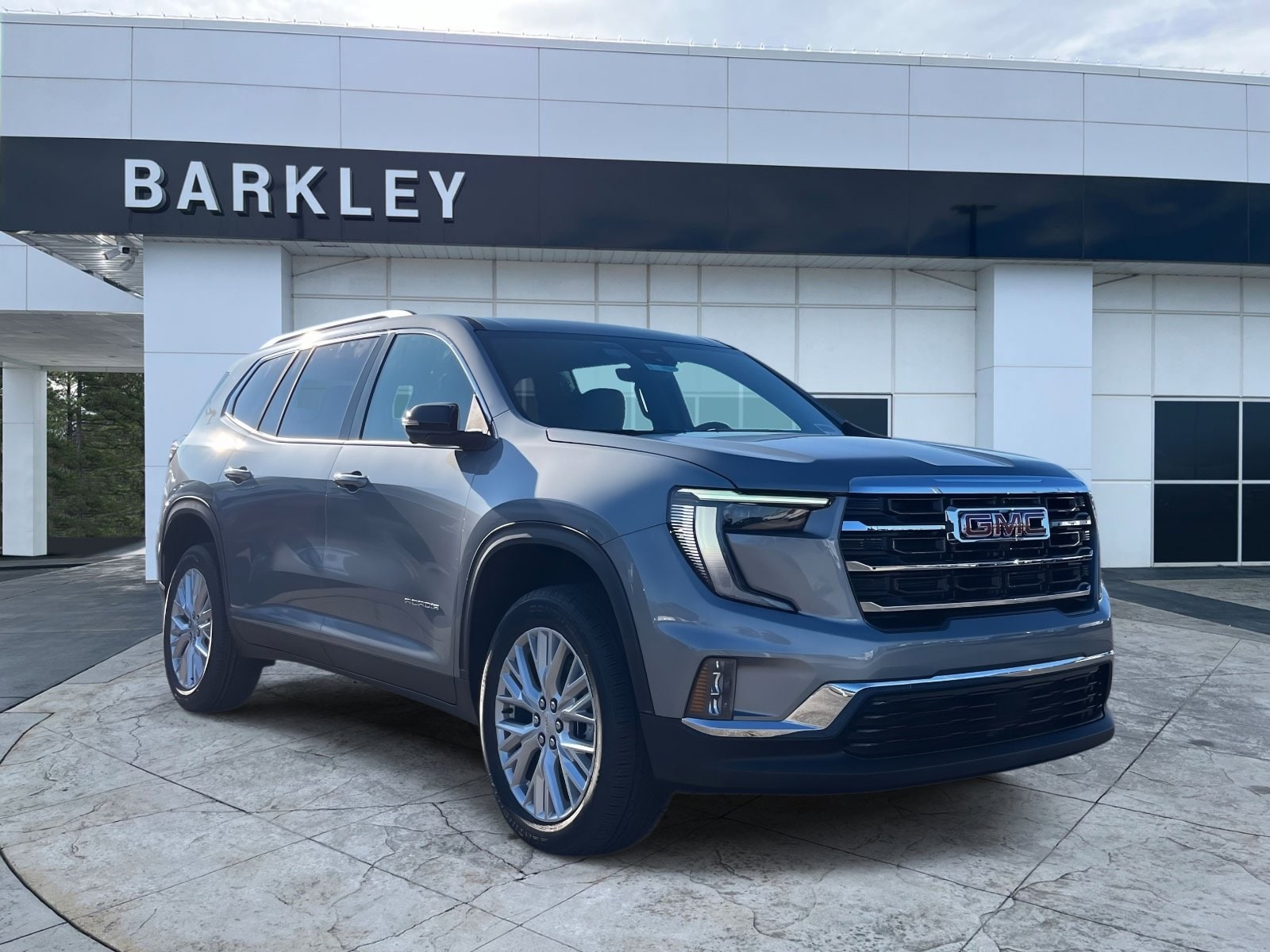 2026 GMC Acadia Elevation's photo