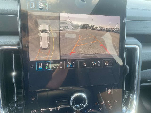 2026 GMC Yukon Denali - Photo 16
