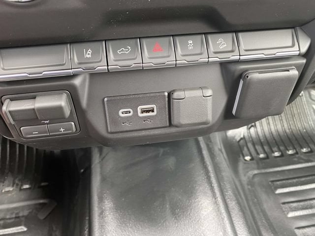 2026 GMC Sierra 2500HD Pro - Photo 16