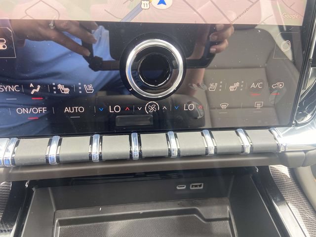2026 GMC Yukon Elevation - Photo 17