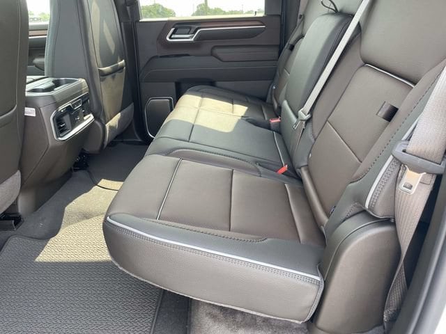 2026 GMC Sierra 2500HD Denali - Photo 9